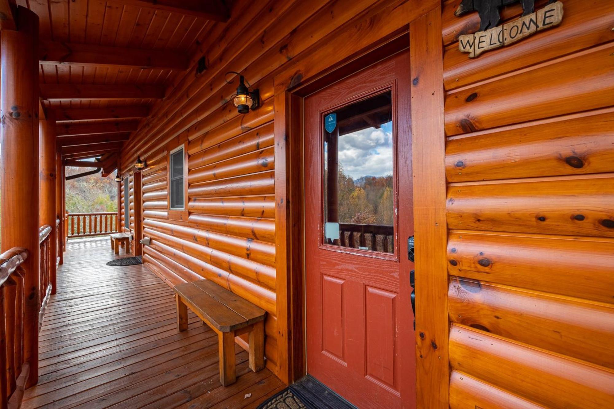 Ridge View Lodge Nature And Mountain View - Hot Tub - Firepit - Yard - Games Gatlinburg Exterior photo