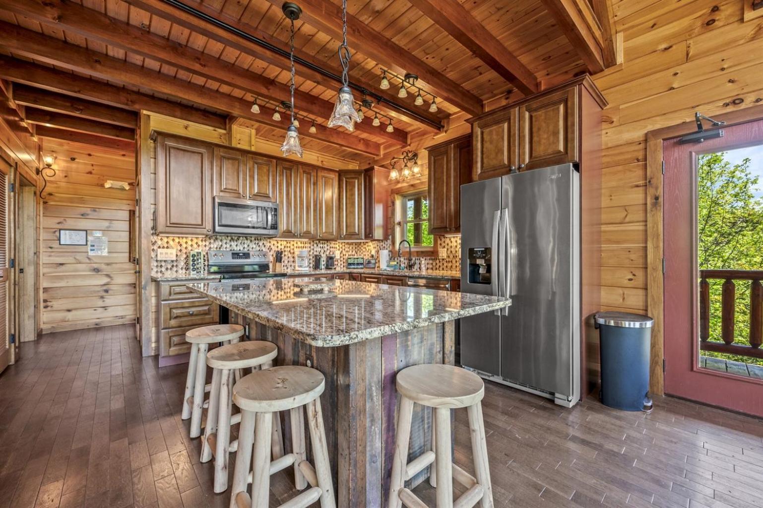 Ridge View Lodge Nature And Mountain View - Hot Tub - Firepit - Yard - Games Gatlinburg Exterior photo